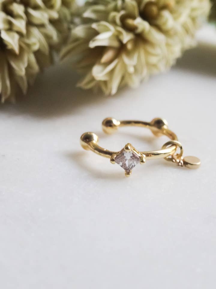 Anello orecchio Spica con cristallo e cerchio dorato per la vendita all'ingrosso da parte di LES TISSAGES DE CAMILLE