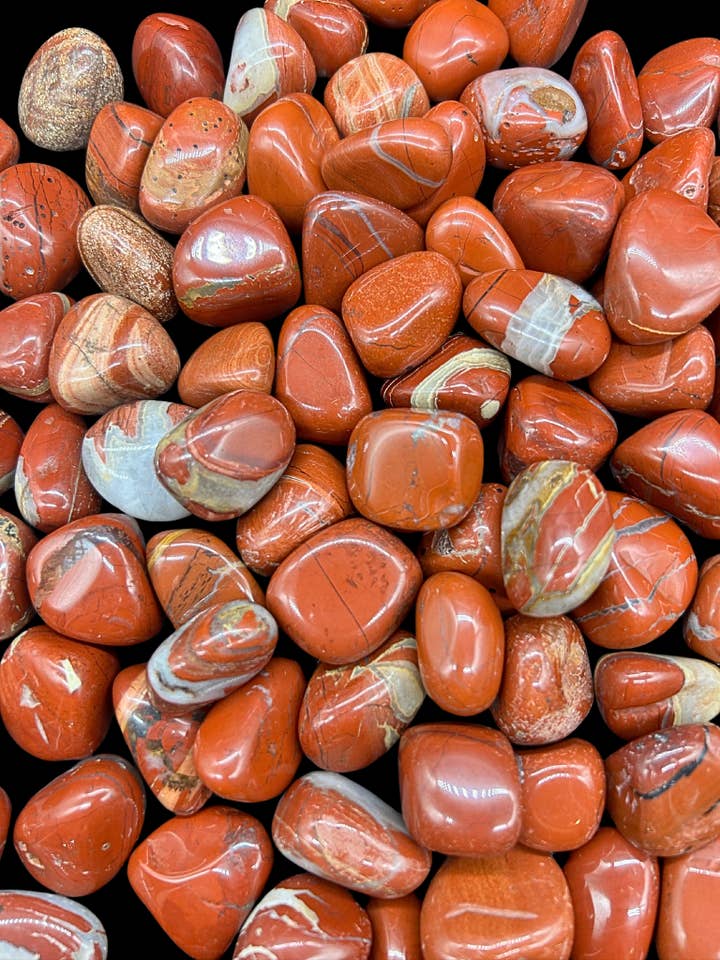 Geoworld - Tumbled Stone - Red Jasper - S for wholesale by Geoworld Gallery
