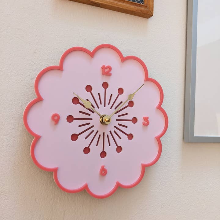 Mostly Just Tired - Wholesale Wall Clock - Retro Daisy Wall Clock - Light pink with pink trim1
