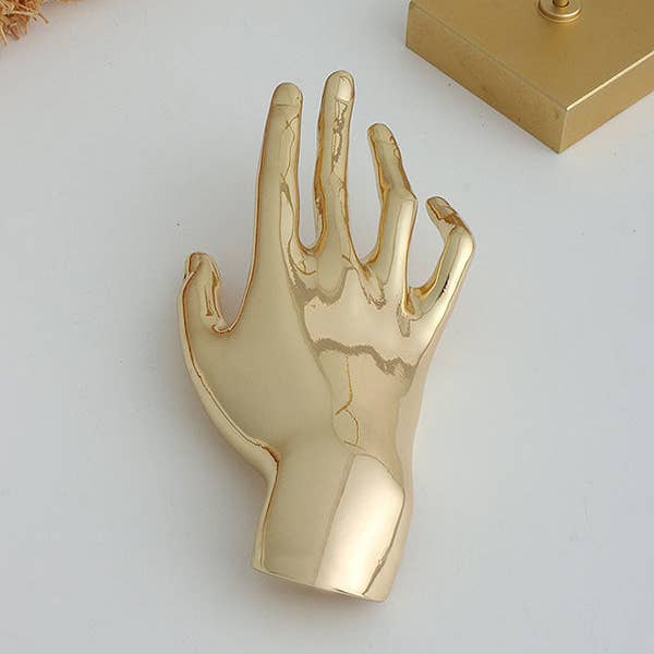 UZ Wholesale Store – Engroshandel Broche – Geometrisk broche i ensfarvet design3