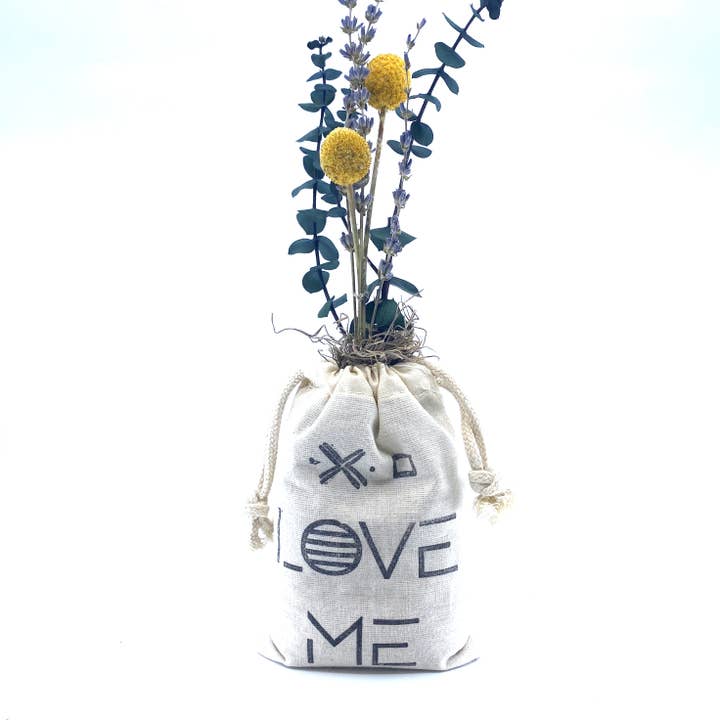Sunsum Intentional Living - Wholesale Dried/Pressed Flowers - Sack of Flowers, Love Me, Organic, Dried Flower Bouquet11