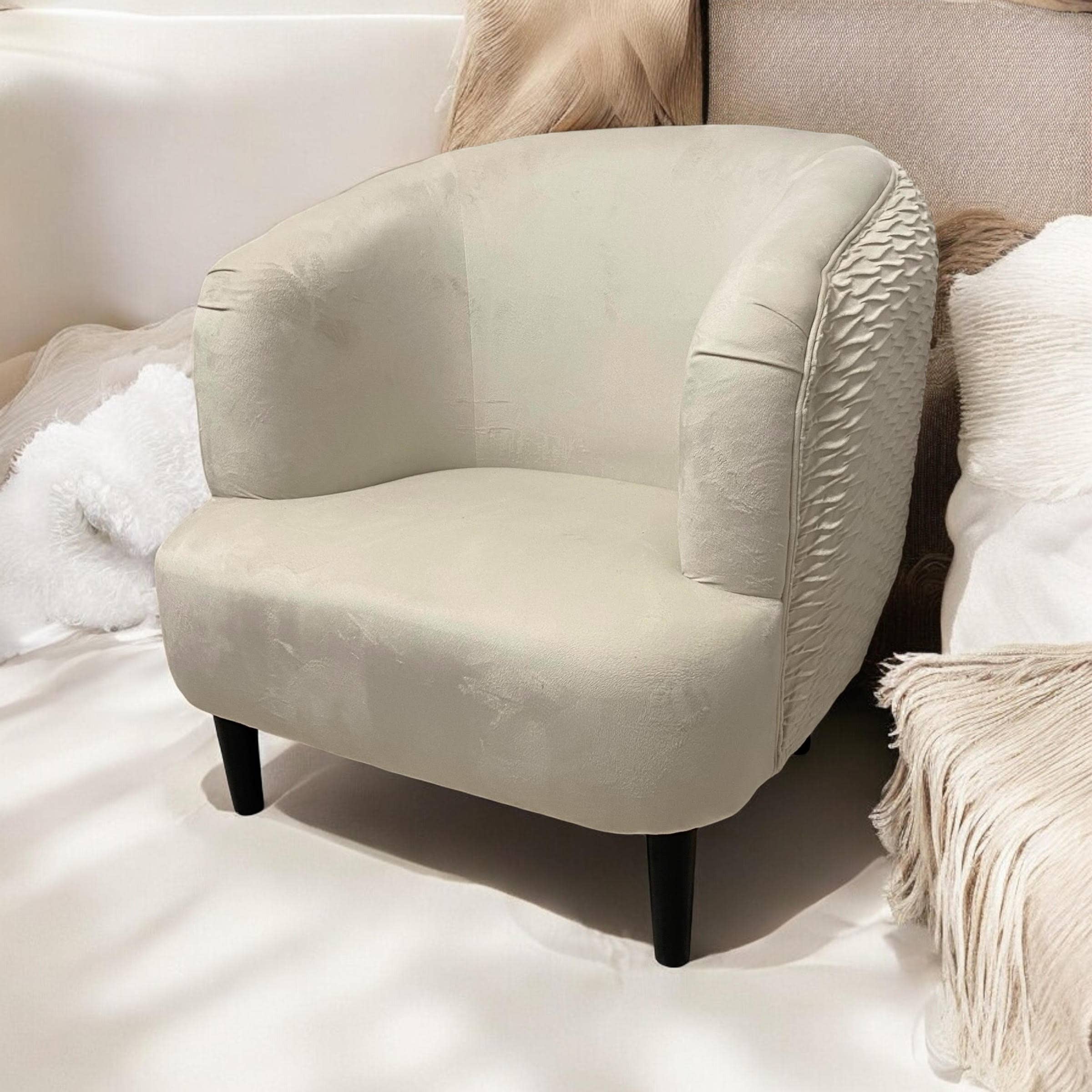 Minster Stylish Living Ltd – wholesale Chair – 77Cm Cream Velvet Arm Chair0