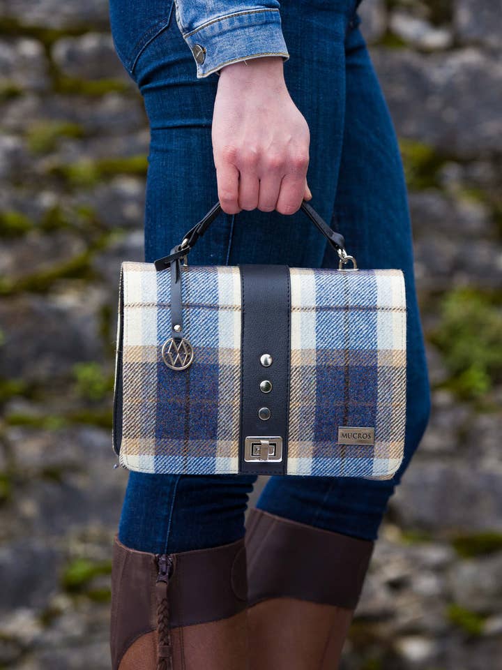 Fiona for engroshandel hos Mucros Weavers