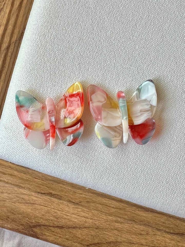 Bunte Harz Schmetterling Ohrstecker DP25E614 für den Großhandel von Dipped Shop