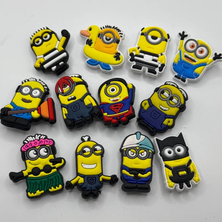 Stilnati - Venta al por mayor Accesorio de calzado - Unisex - 12 piezas de dijes para zapatos de Minions Despicable Me clips amarillos conjunto4