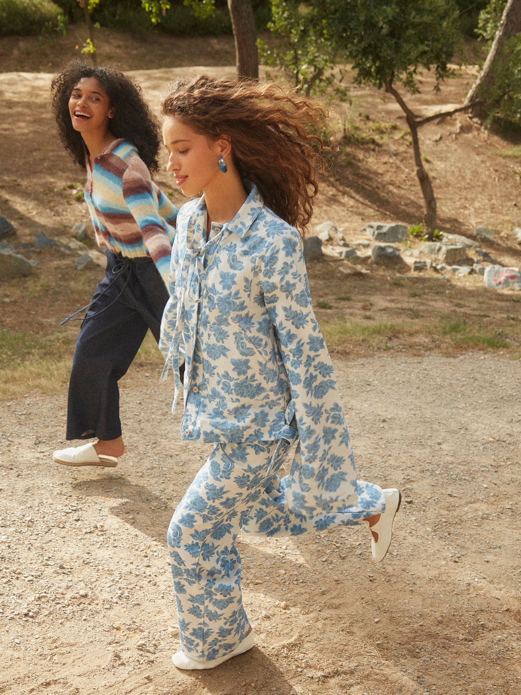 CARMEN SAYS - Wholesale Pants - Women's - Brook Flower Printed Denim Jeans6