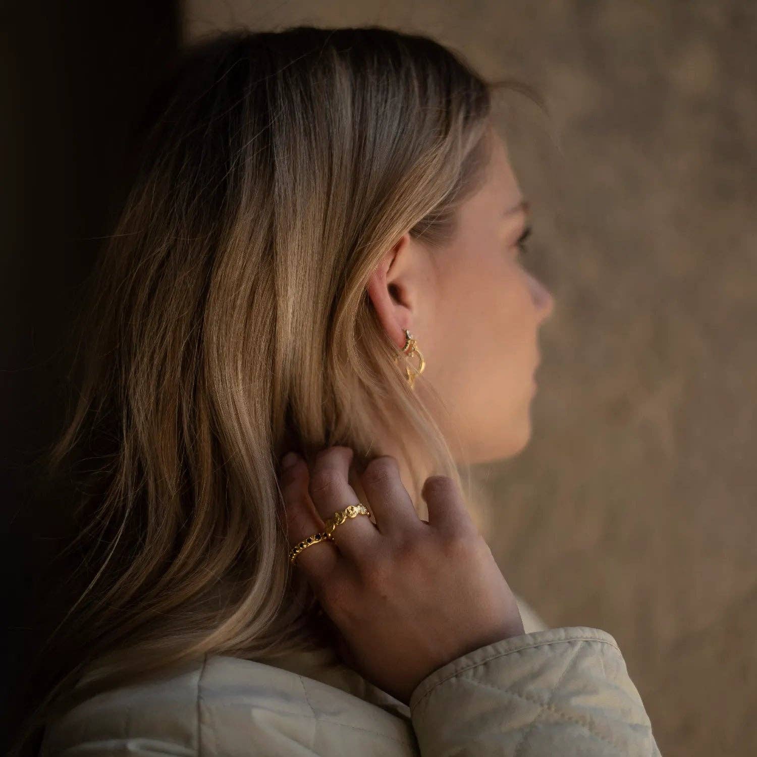 Love Local Jewelry - Wholesale Multi-Stone Ring - FREYA SAPPHIRE RING13