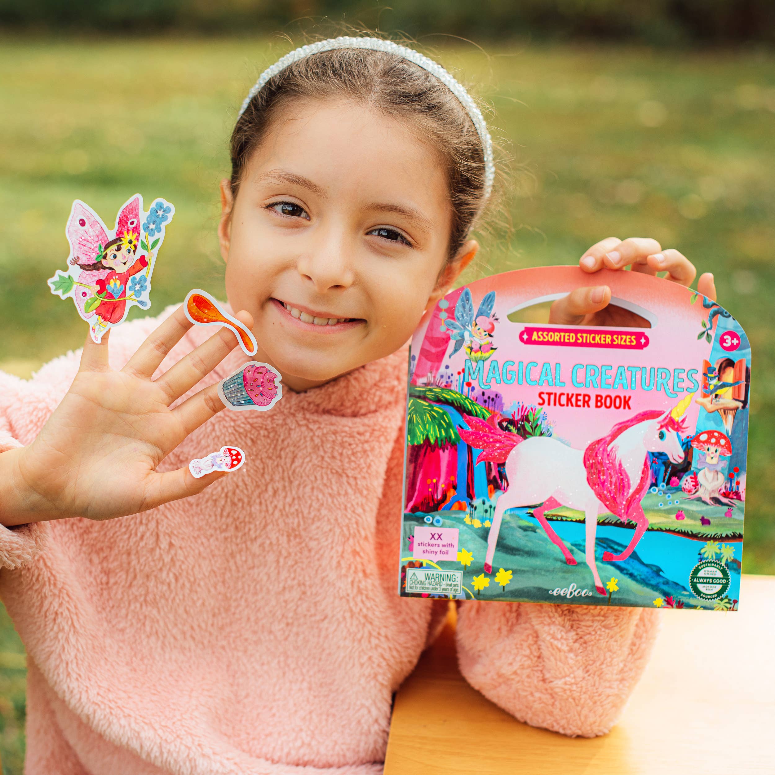 eeBoo - Wholesale Sticker - Kids & Baby - Magical Creatures Shiny Sticker Book4