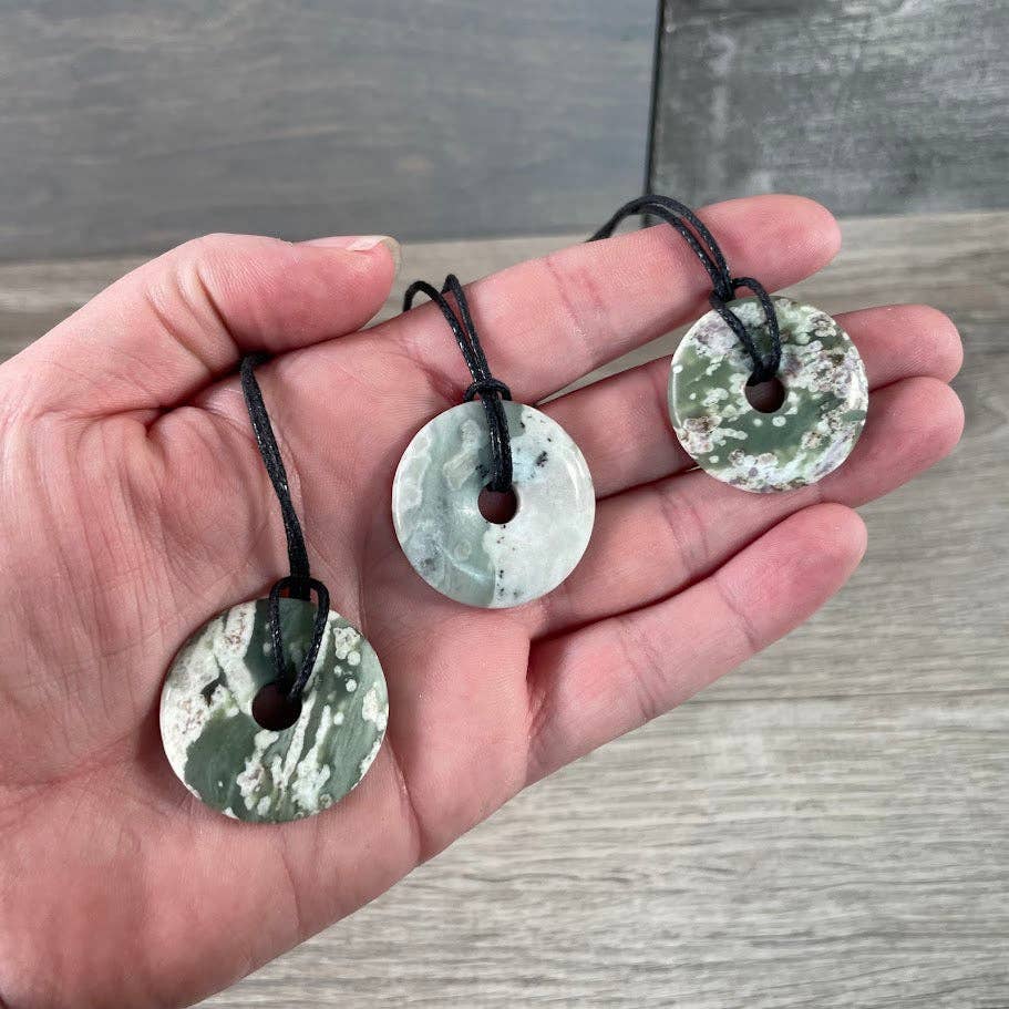 Keystone Crystals - Wholesale Spiritual Stone/Crystal - Donut Pi Stone 30mm Gemstone Pendant –  Strung or Plain47