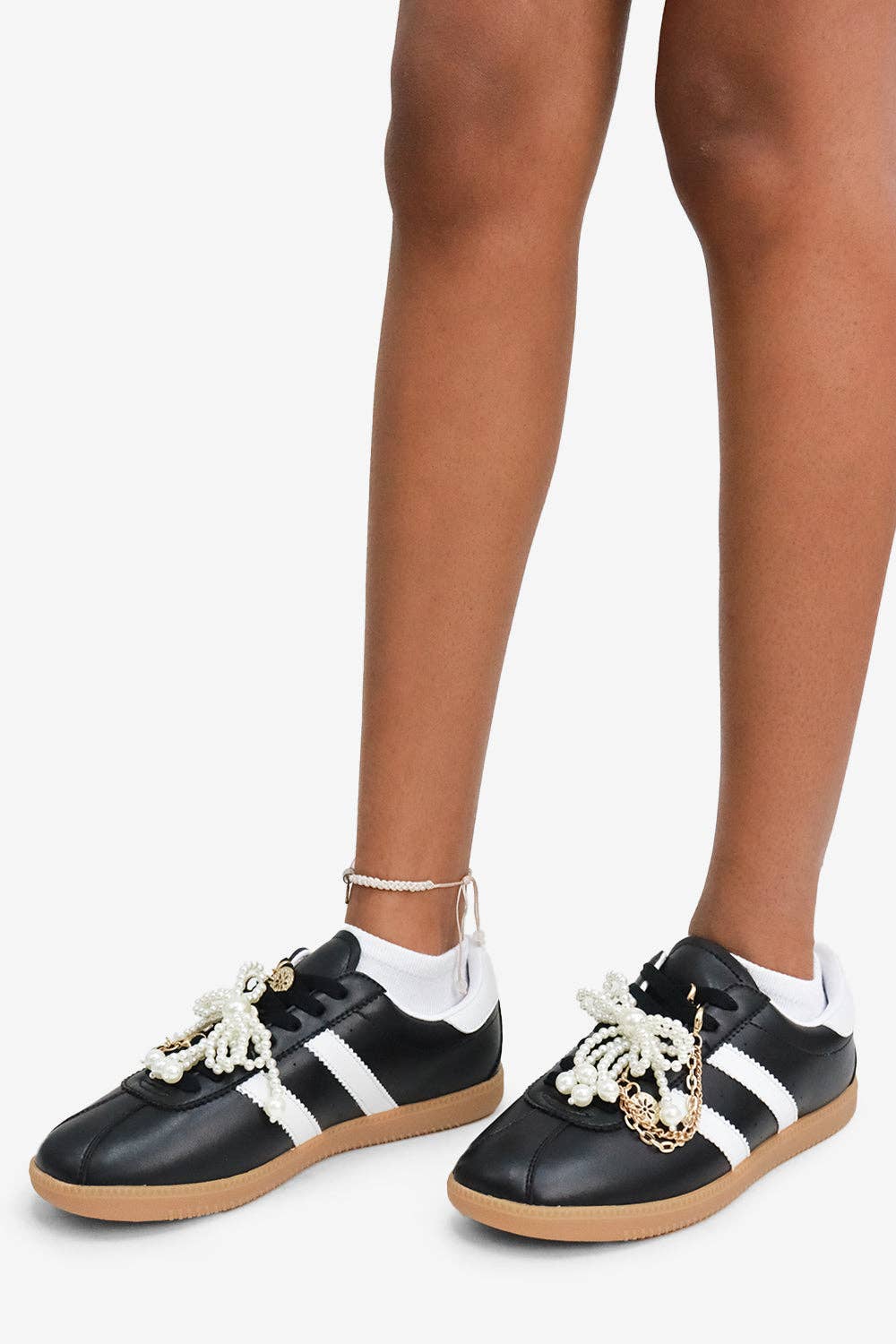 Lemonade Shoes – Großhandel Lifestyle-Sneaker – Damen – MACKAY verzierte Sneaker mit abnehmbaren Charms in kräftigen Farben13