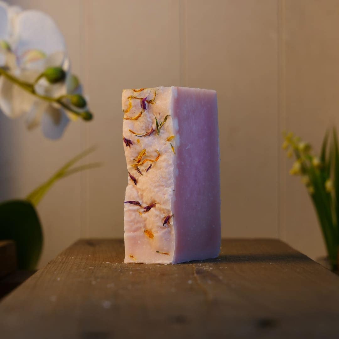 Savonnerie Artisanale du Jura - Wholesale Bar Soap - Organic Superfatted Soap Lavender