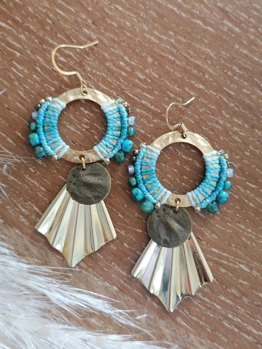 Wawilak - Vente Boucles d'oreilles pendantes - Lot BO-2 Boucles d'Oreilles Doré & Bleu2