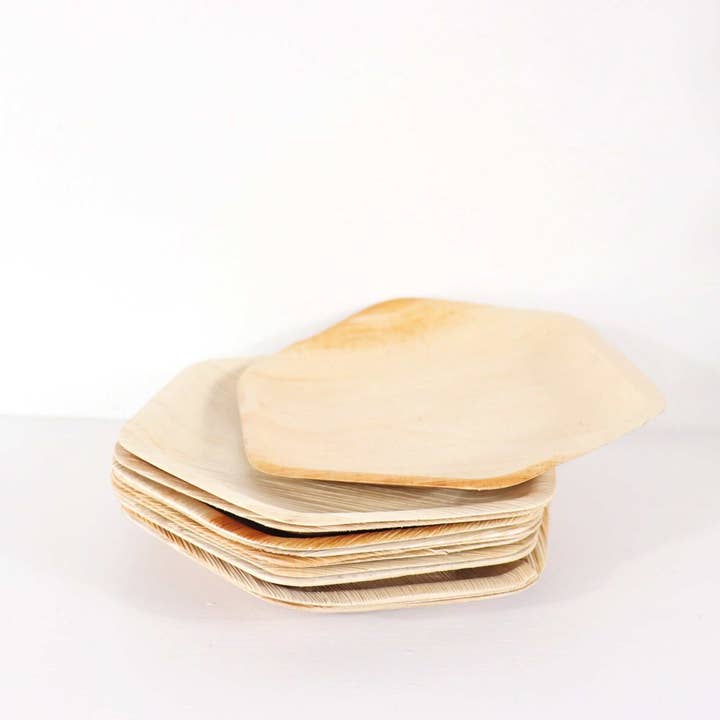 A TI NUCH - Palm Leaf Plates (24 pcs.) for wholesale by Thaihomeshop
