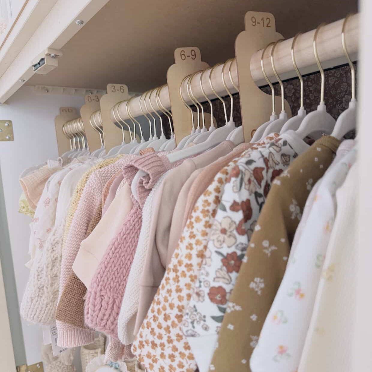 Ali+Oli - Wholesale Clothes Hangers - Baby Closet Size Dividers & Organizer – Newborn - 24 Months3