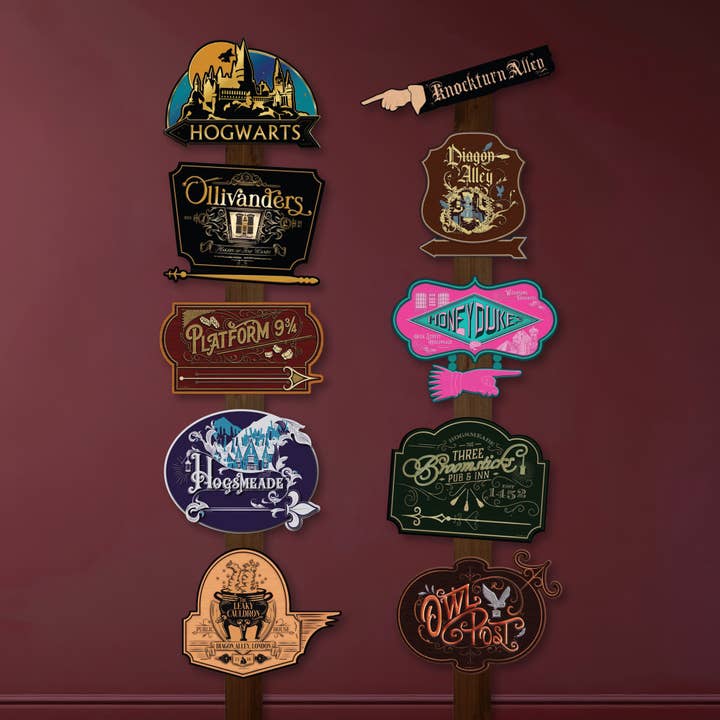 Conquest Journals - Wholesale Sign - Harry Potter Directional Signs (12-Piece 10 Signs & 2 Posts)6