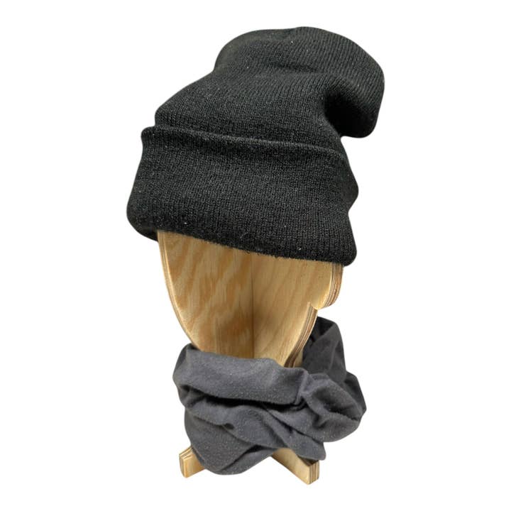 Saw It Loved It - Wholesale Retailer Display - Accessories - Head Shaped Display For Hats Snoods Beanies3
