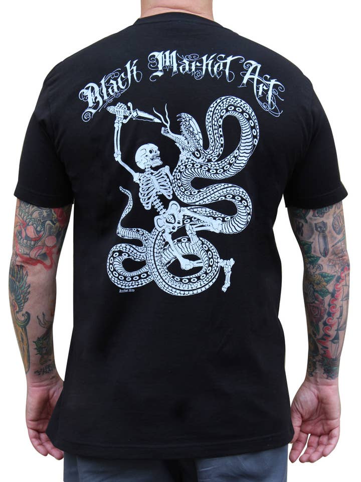 Slange Dræber - Herre T-shirt Grafisk Tee for engroshandel hos Black Market Art