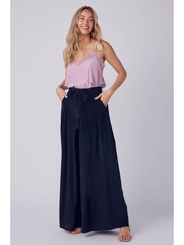 Bluivy - Wholesale Pants - Women's - FLOWY WIDE LEG PANTS
