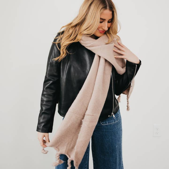 Pretty Simple - Wholesale Scarf - Women's - Seattle Days Fringe Scarf