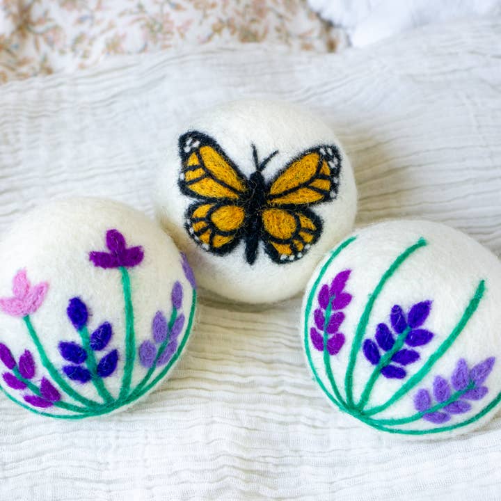 Friendsheep - Wholesale Dryer Balls - Butterfly Lavender Fields Eco Wool Dryer Balls - Set of 31