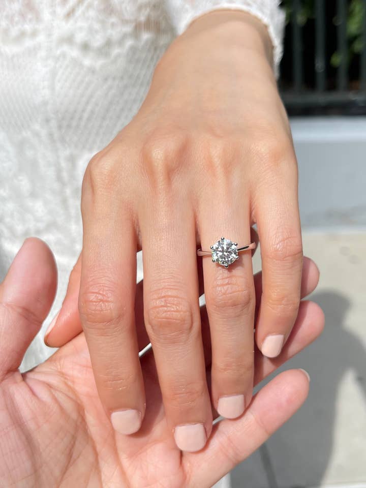 Solitärring med labbodlad diamant för wholesale av Auroradia