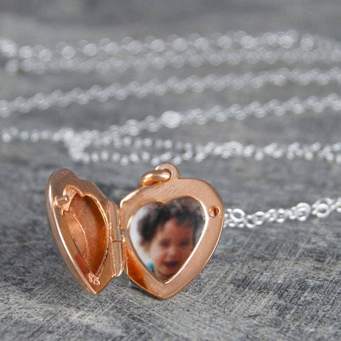 Otis Jaxon London – wholesale Locket necklace – Rose Gold Heart Locket with Pearls3