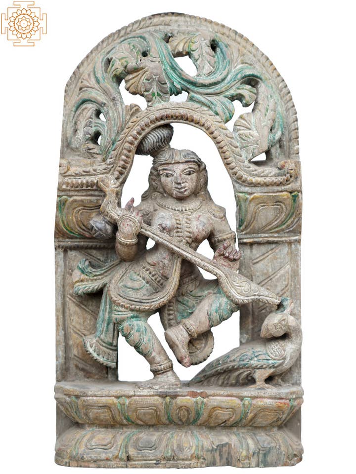 18" gudinde Saraswati træstatue, der danser og spiller sitar for engroshandel hos Exotic India Art