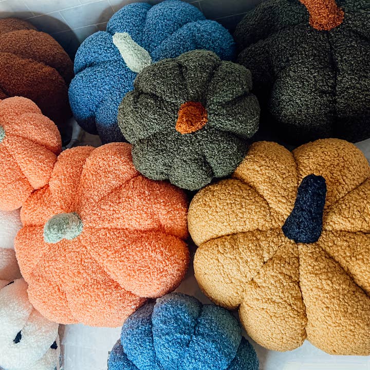 Gia Roma - Wholesale Decorative Tabletop Object - Pumpkin Decor, Plush Fabric Pumpkins Fall Home Decorations37