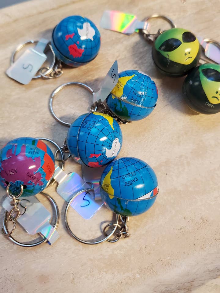 Nyckelring-Alien för wholesale av Lapis Lily Market