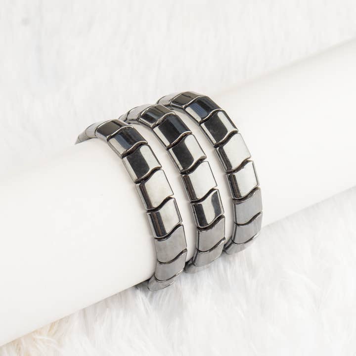 Pulseras Clásicas de Olas con Piedras Preciosas de Hematita para Hombres y Mujeres para venta al por mayor de Soothing Crystals