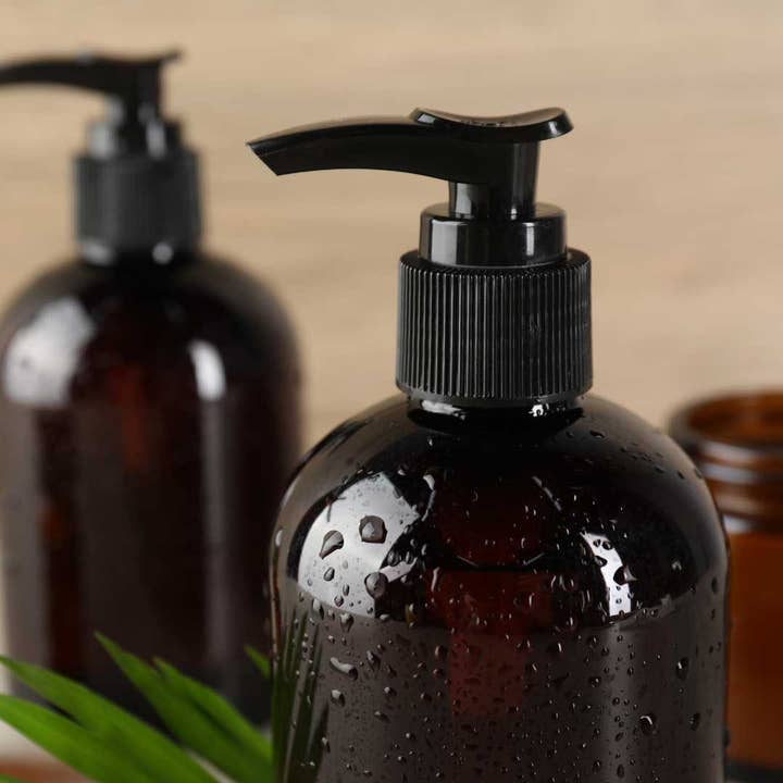 Acala Online – wholesale Essential oil holder – 250ml Amber Glass Pump Bottle2