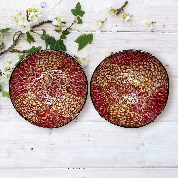 VIE - Wholesale Decorative Plate/Dish/Bowl - Hand-Painted Coconut Bowls, Lacquered, Set of 238