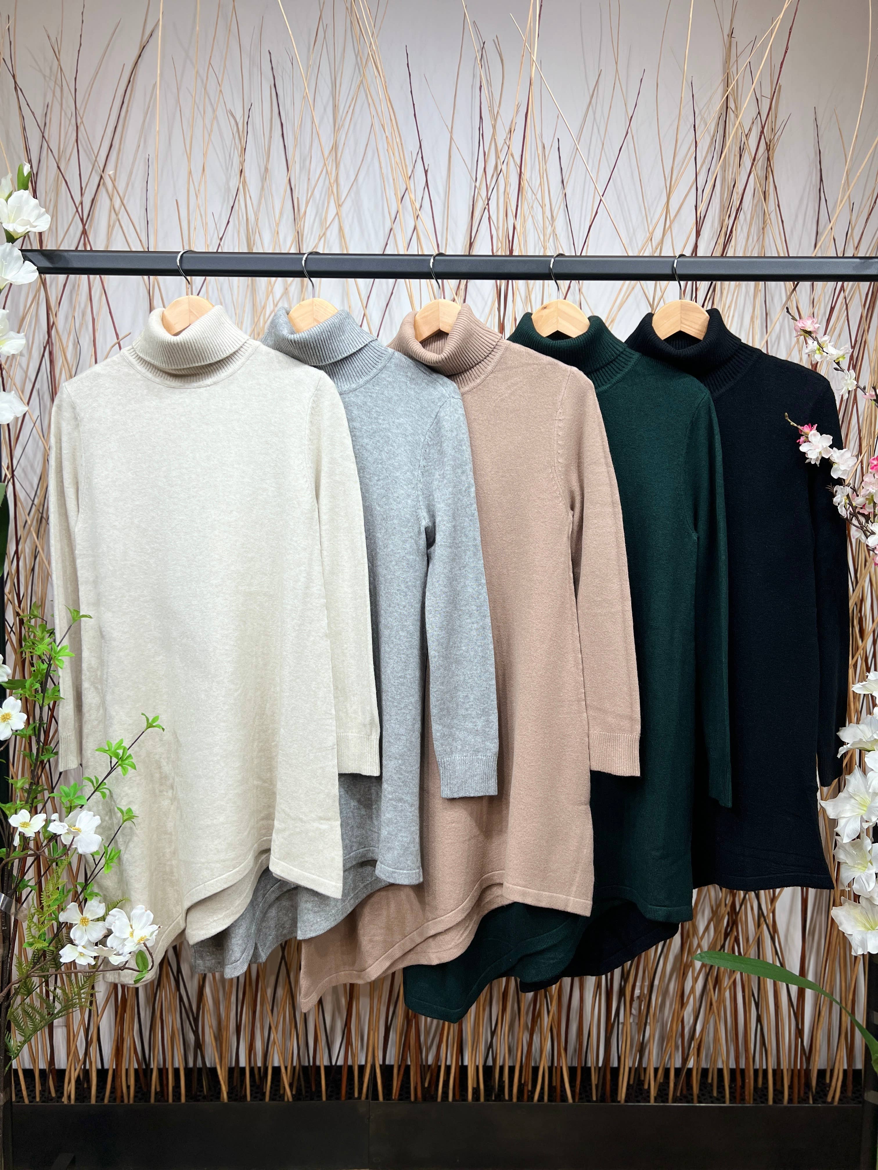 L'Emotion - Wholesale Tunic Sweater - Women's - Asymmetric Cut Turtleneck Tunic Sweater16