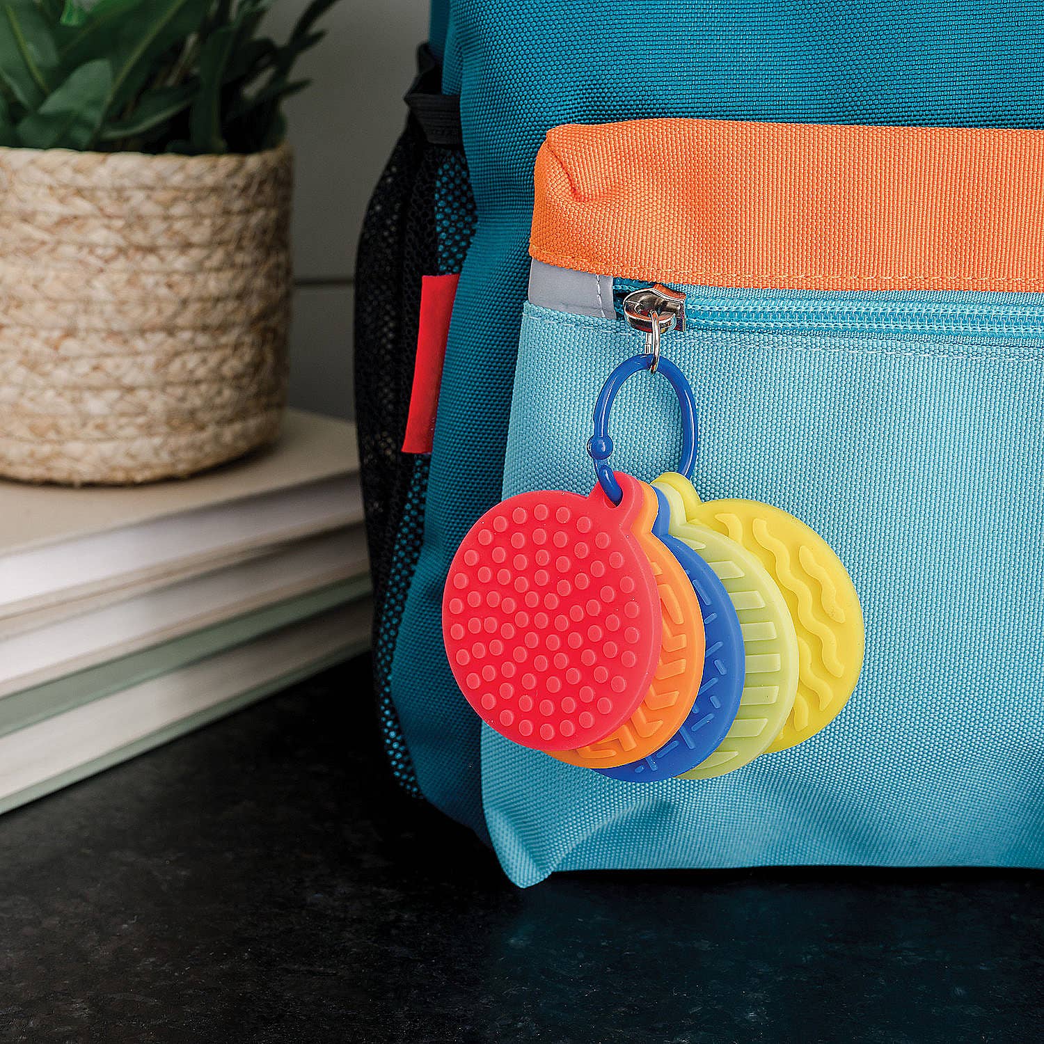 MindWare & Peaceable Kingdom - Wholesale Fidget Toy - Kids - Sensory Genius: Mini Mats1