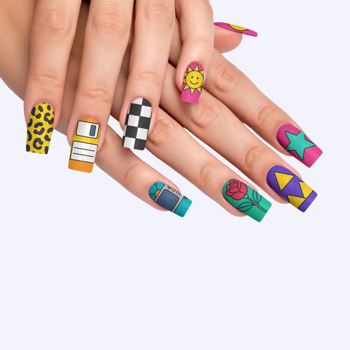 FYNE BODY - Wholesale Press-on/fake nails - Sugar Rush 90's Press-On Nails44