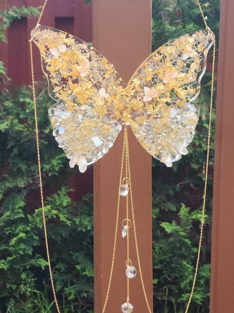 Wholesale Handmade Butterfly Crystal Suncatcher, Rainbow Maker for your
