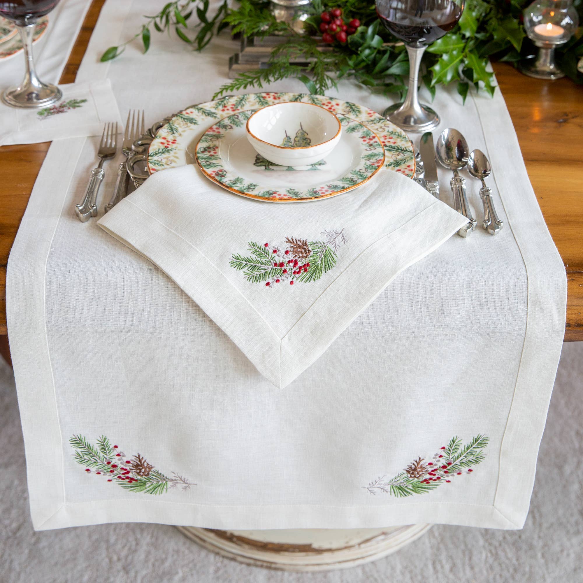 Arte Italica & Crown Linen Designs - Vente Chemins de table - Chemin de table Natale - Noël0