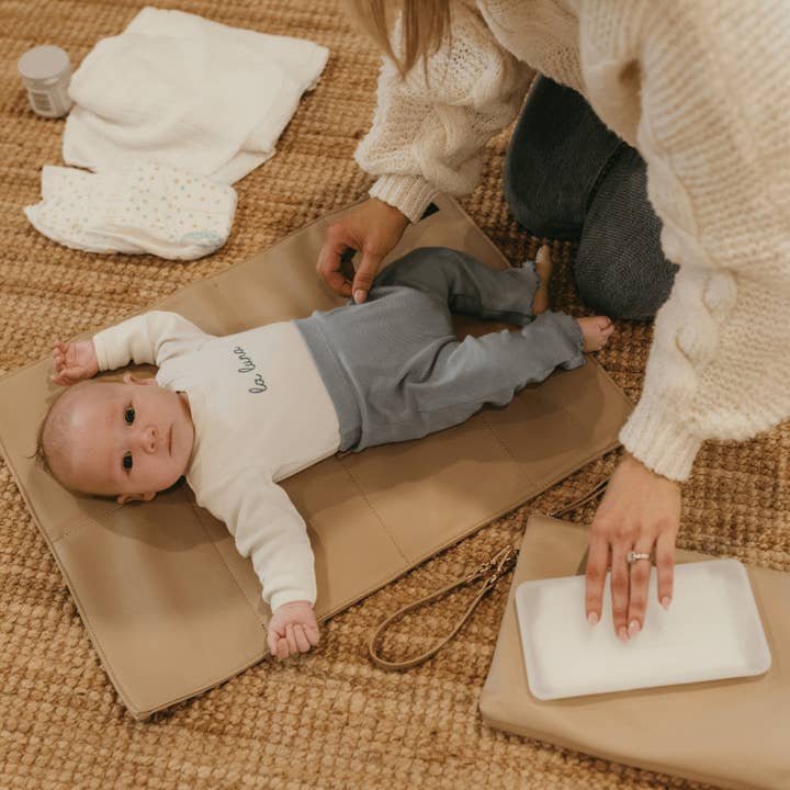 OiOi - Vendita all'ingrosso Borsa portapannolini - Neonati - Custodia per il cambio dei pannolini - Pelle vegana d'avena1