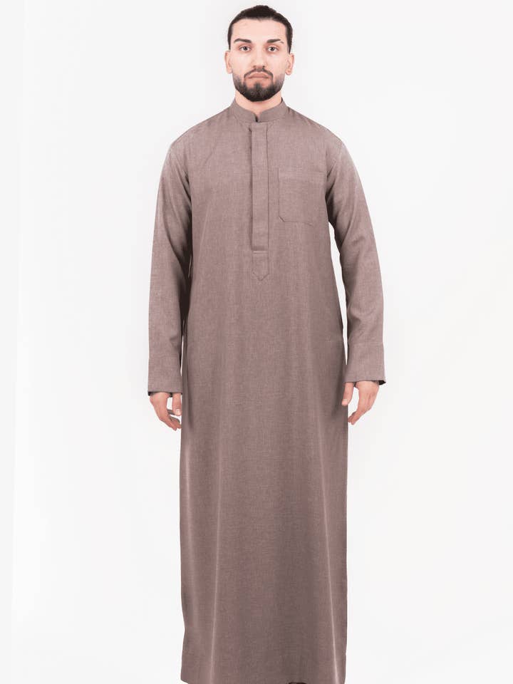 Semiramis Abadi Thobe für Herren Light Mocha für den Großhandel von MY LITTLE JUBBA