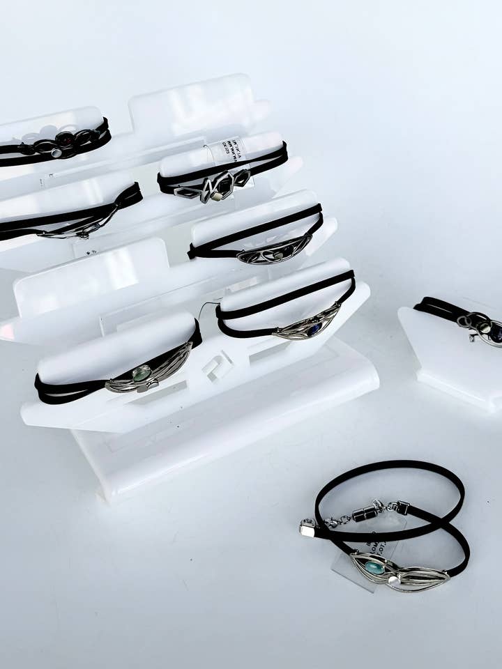 BRACELETS Prepack (DD8.1) - 10x Leather Brac & Free Displays for wholesale by Christophe Poly / Crono Design