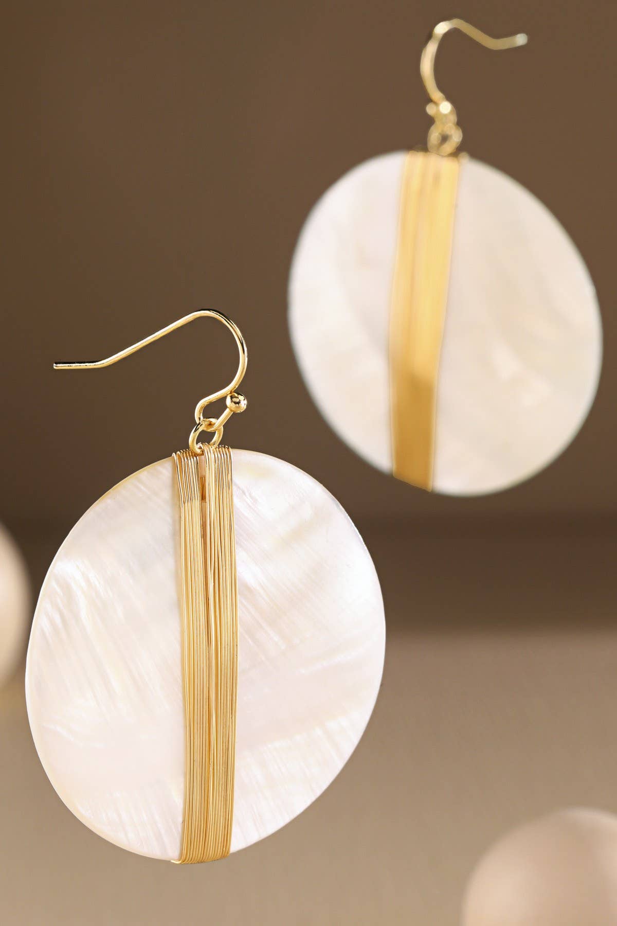 Urbanista - Wholesale Dangle Earrings - Circular Shell and Steel Dangle Earrings2