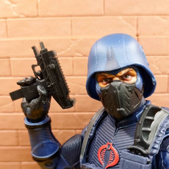 The Scale Grail - Wholesale Decorative Figurine - Micro UZI Pistol 6 Inch Scale 1:12 Submachine Gun Action Figure Accessory, Miniature Gun, 1 12 Scale Gun for Photography, Diorama, Dollhouse