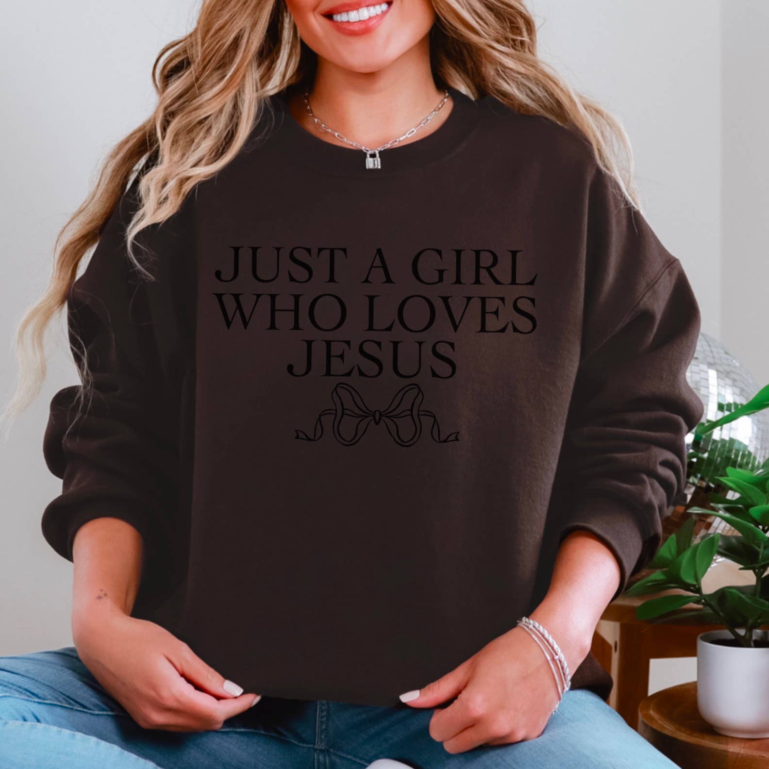 Shoppe SHC - Vente Sweat-shirt à imprimés – femme - Coquette Juste Une Fille Qui Aime Jésus | Sweat-shirt Chrétien11