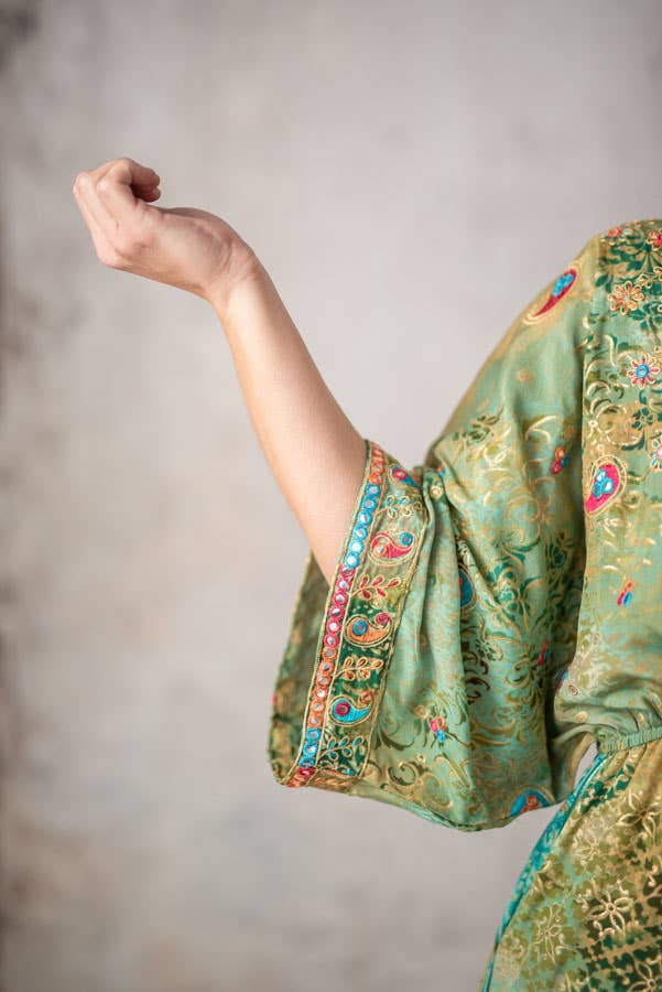 Lula Natura - Vente Robe – femme - Robe courte verte NOA avec décolleté en V2