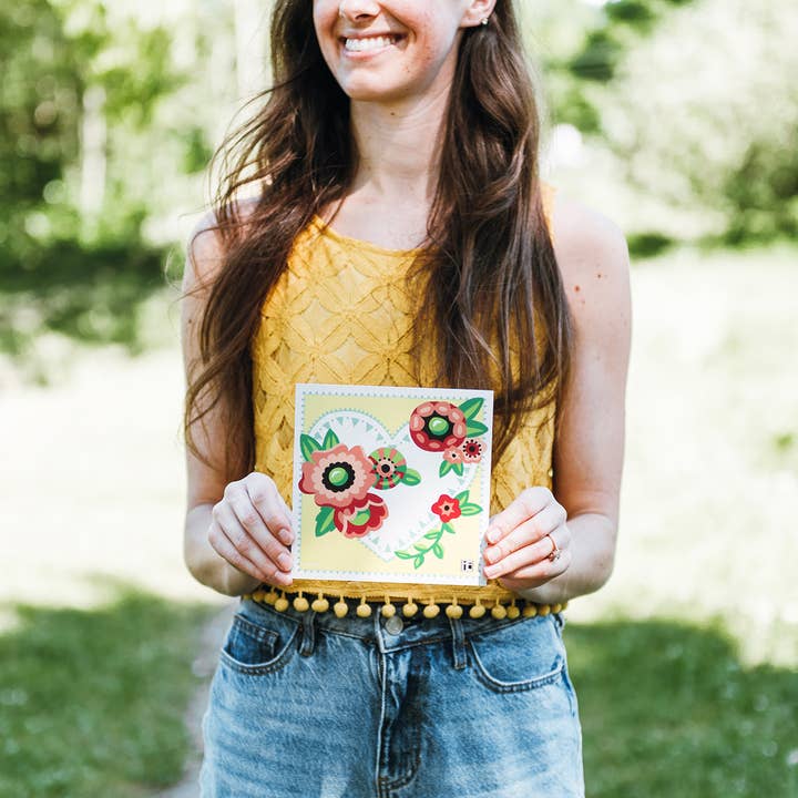 Elle Crée (She Creates) - Wholesale DIY Craft Kit - From ME to You Mary Engelbreit MINI Paint-by-Number Kit