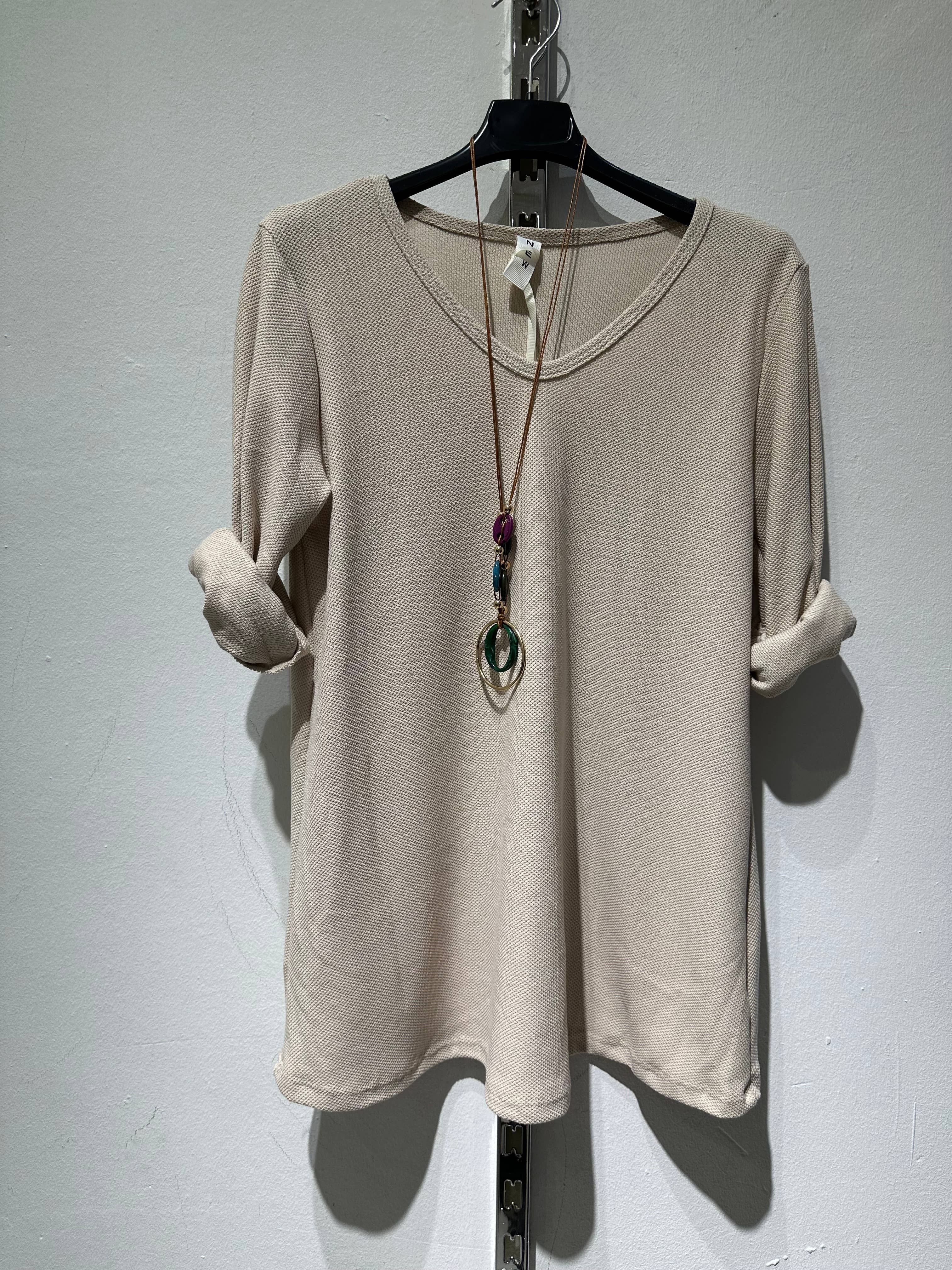 Only Yuan - Wholesale Blouse - Women's - ref 8900 v-neck blouse2