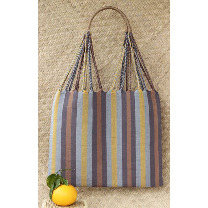 LUZ Collection - Wholesale Tote Bag - Women's - Las Rayas Tote Hand Woven in Chiapas - Lost Coast1