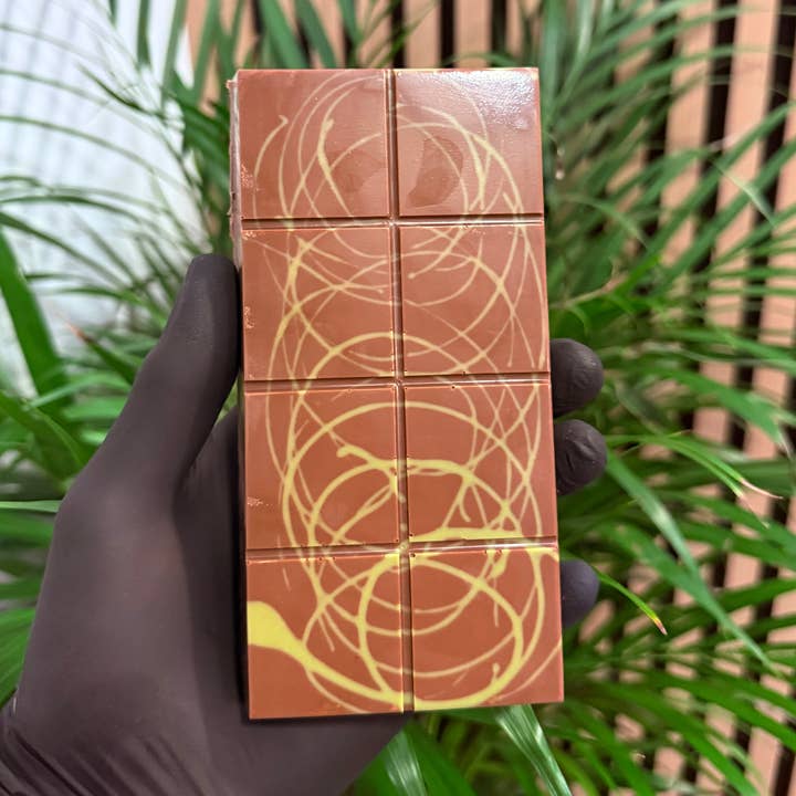 Kakawa Artisan Chocolate & Co Ltd – Barra de chocolate por atacado – KUNAFA PISTÁCIO - 350g0