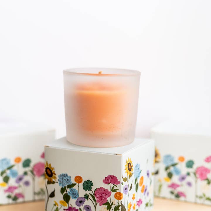 Multifaceted™ Artisan Candles - Wholesale Jar/Filled Candle - Daffodil Flower Candle, Eco -Friendly Candle -multiple sizes6