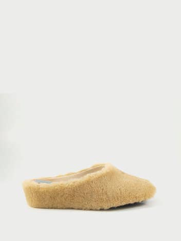 KOSMA at Home: 4840 - Beige sheepskin shoe for wholesale by Kosma Menorca